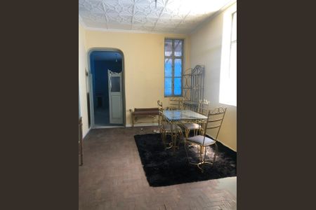 Sala de casa à venda com 5 quartos, 660m² em Benfica, Rio de Janeiro