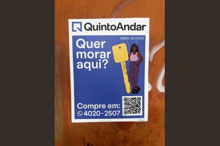 Casa à venda com 660m², 5 quartos e 6 vagas Casa à venda com 660m², 5 quartos e 6 vagasFachada