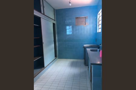 Cozinha de casa à venda com 5 quartos, 660m² em Benfica, Rio de Janeiro