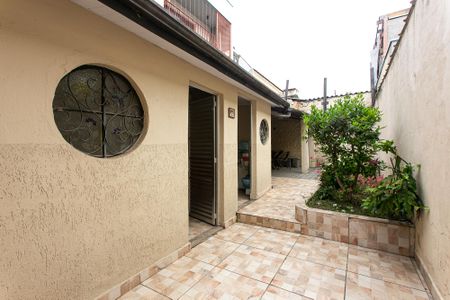 Casa à venda com 134m², 2 quartos e sem vagaQuintal