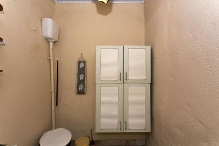 Casa à venda com 134m², 2 quartos e sem vagaBanheiro de Serviço