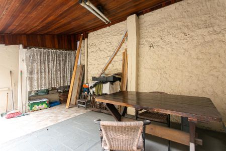 Casa à venda com 134m², 2 quartos e sem vagaQuintal