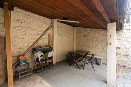 Casa à venda com 134m², 2 quartos e sem vagaQuintal