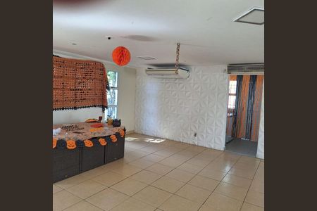 Apartamento à venda com 2 quartos, 43m² em Barreto, Niterói