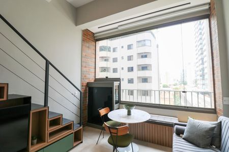 Studio para alugar com 34m², 1 quarto e sem vaga Studio para alugar com 34m², 1 quarto e sem vagaStudio