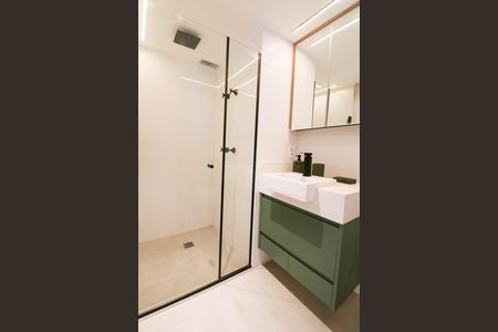 Studio para alugar com 34m², 1 quarto e sem vaga Studio para alugar com 34m², 1 quarto e sem vagaBanheiro Social