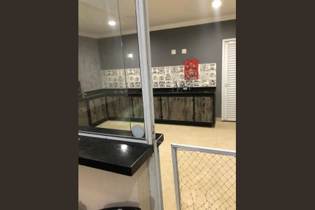 Casa para alugar com 226m², 4 quartos e 4 vagas