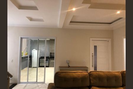 Casa para alugar com 226m², 4 quartos e 4 vagas