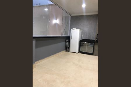 Casa para alugar com 226m², 4 quartos e 4 vagas