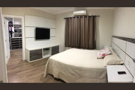 Casa para alugar com 226m², 4 quartos e 4 vagas