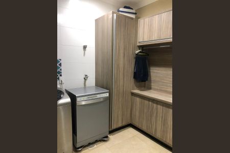 Casa para alugar com 226m², 4 quartos e 4 vagas