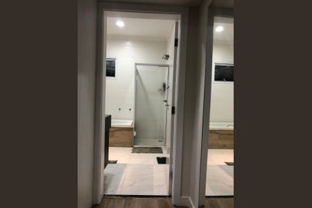 Casa para alugar com 226m², 4 quartos e 4 vagas