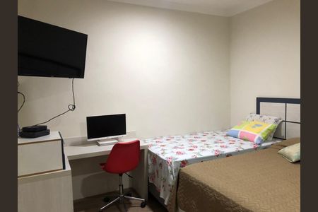 Casa para alugar com 226m², 4 quartos e 4 vagas