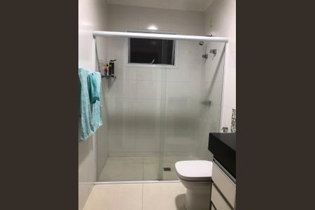 Casa para alugar com 226m², 4 quartos e 4 vagas