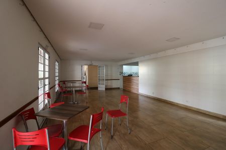 Apartamento para alugar com 59m², 2 quartos e 1 vagaÁrea Comum - Salão de Festa