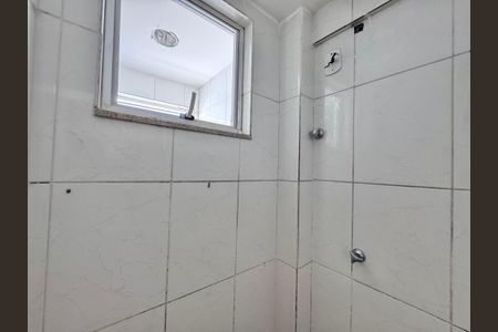 Apartamento à venda com 46m², 2 quartos e 1 vaga Apartamento à venda com 46m², 2 quartos e 1 vagaBanheiro