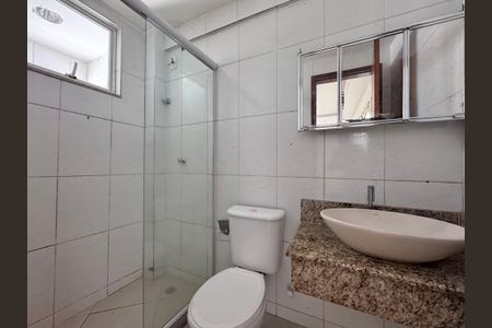 Apartamento à venda com 46m², 2 quartos e 1 vaga Apartamento à venda com 46m², 2 quartos e 1 vagaBanheiro