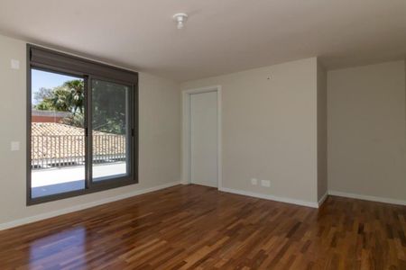 Casa à venda com 4 quartos, 371m² em Alto de Pinheiros, São Paulo