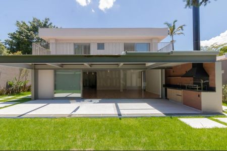 Casa à venda com 371m², 4 quartos e 6 vagas