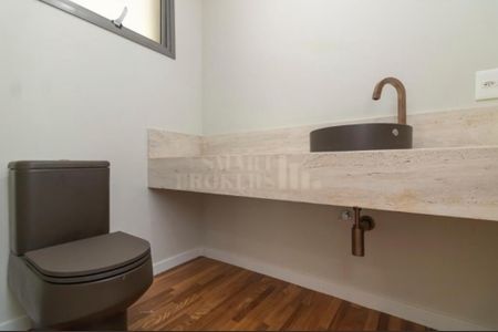 Casa à venda com 371m², 4 quartos e 6 vagas