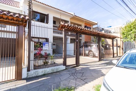 Casa à venda com 200m², 3 quartos e 2 vagasFachada