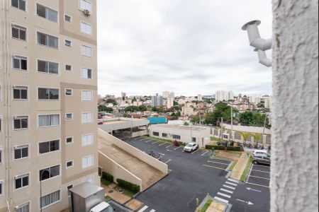 Vista da Sala de apartamento para alugar com 2 quartos, 45m² em Vila Satúrnia, Campinas