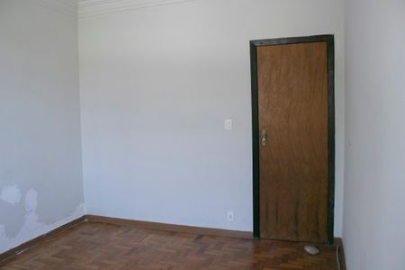 Casa à venda com 4 quartos, 100m² em Santa Tereza, Belo Horizonte