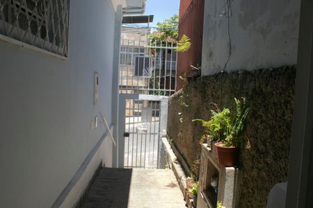 Casa à venda com 100m², 4 quartos e sem vaga