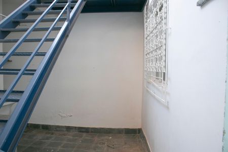 Casa à venda com 100m², 4 quartos e sem vaga