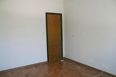 Casa à venda com 4 quartos, 100m² em Santa Tereza, Belo Horizonte