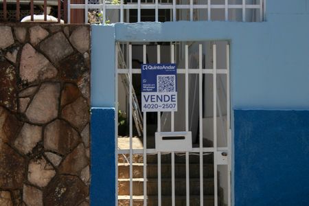 Casa à venda com 100m², 4 quartos e sem vaga