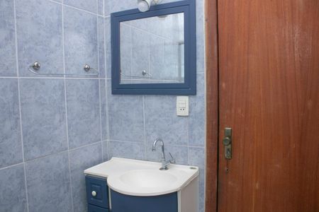 Casa à venda com 100m², 4 quartos e sem vaga