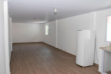 Casa à venda com 100m², 4 quartos e sem vaga