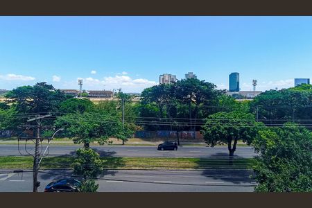 Apartamento para alugar com 79m², 2 quartos e sem vagaVista 