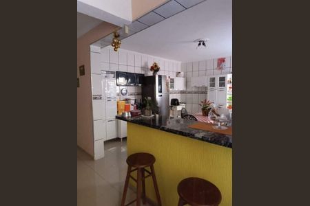 Casa à venda com 301m², 3 quartos e 3 vagas