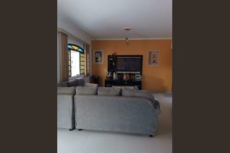 Casa à venda com 301m², 3 quartos e 3 vagas