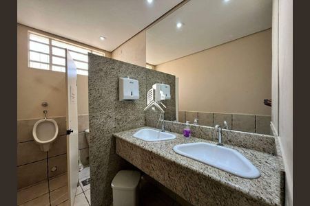 Casa à venda com 4 quartos, 295m² em Nova Campinas, Campinas