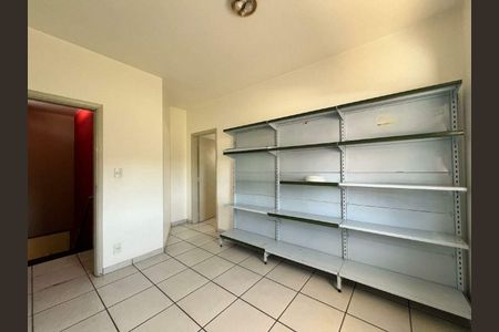 Casa à venda com 295m², 4 quartos e 15 vagas