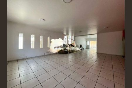 Casa à venda com 4 quartos, 295m² em Nova Campinas, Campinas