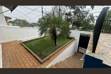 Casa à venda com 223m², 4 quartos e 3 vagas