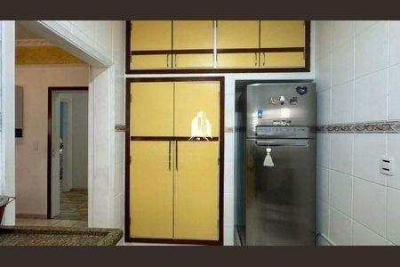 Casa à venda com 223m², 4 quartos e 3 vagas