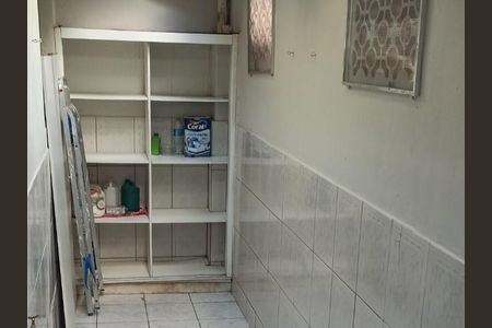 Casa de condomínio à venda com 58m², 2 quartos e 1 vagaÁrea de Serviço