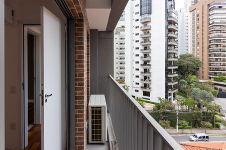 Apartamento para alugar com 85m², 2 quartos e 1 vagaSacada Suíte 1
