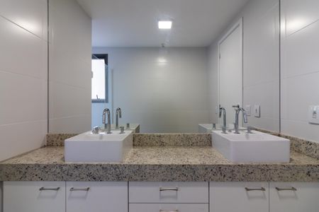 Apartamento para alugar com 85m², 2 quartos e 1 vagaBanheiro da Suíte 2