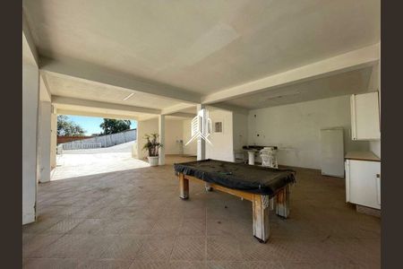 Casa à venda com 274m², 3 quartos e 15 vagas