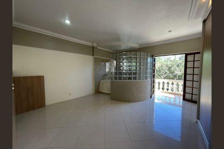 Casa à venda com 3 quartos, 274m² em Jardim Tupi, Campinas
