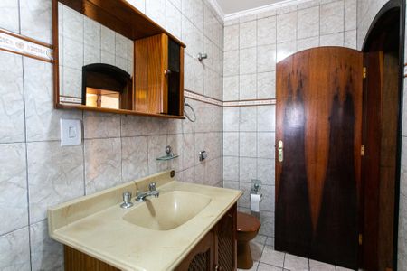 Casa à venda com 140m², 3 quartos e 2 vagas Casa à venda com 140m², 3 quartos e 2 vagasBanheiro da Suíte