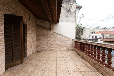 Casa à venda com 140m², 3 quartos e 2 vagas Casa à venda com 140m², 3 quartos e 2 vagasVaranda da Suíte