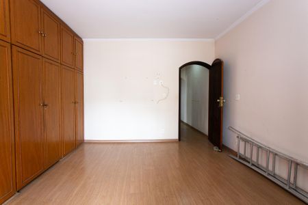 Casa à venda com 140m², 3 quartos e 2 vagas Casa à venda com 140m², 3 quartos e 2 vagasSuíte