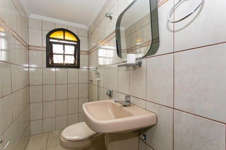 Casa à venda com 140m², 3 quartos e 2 vagas Casa à venda com 140m², 3 quartos e 2 vagasBanheiro 2